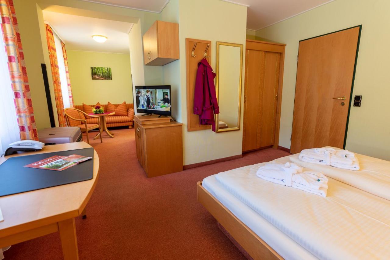 Kishotel Am Kurpark Бад-Зоден-Зальмюнстер Экстерьер фото
